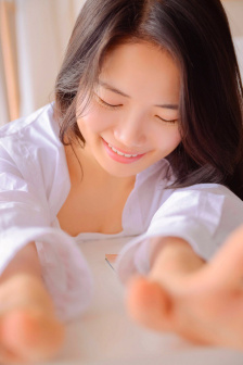 黄杏秀女儿